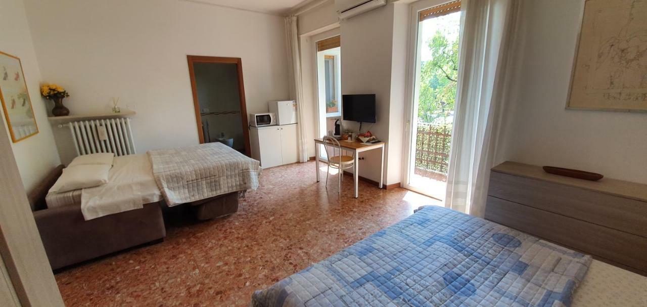 Lo Scoiattolo Bed and Breakfast Verona Buitenkant foto