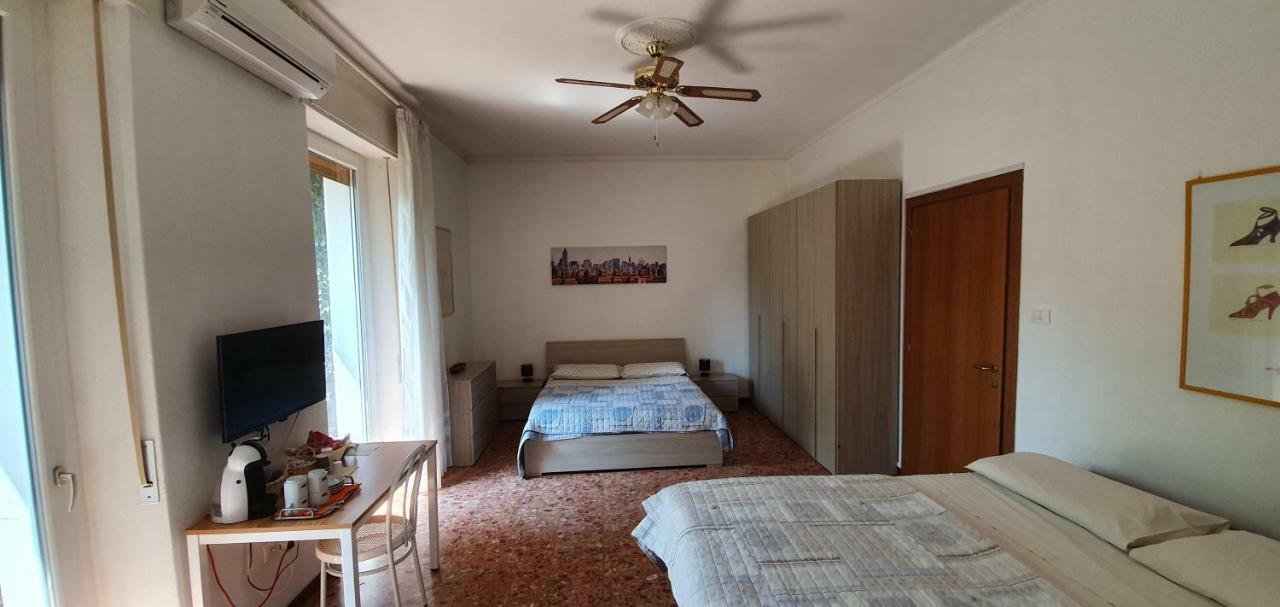 Lo Scoiattolo Bed and Breakfast Verona Buitenkant foto